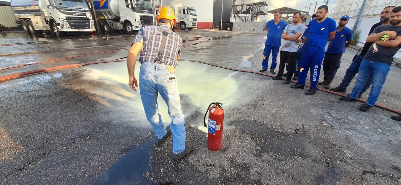 ZH Safety training and firefighting activity